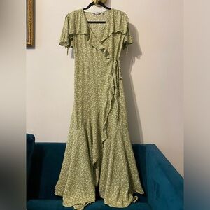 & Other Stories green and white floral flowy midi wrap dress size 6